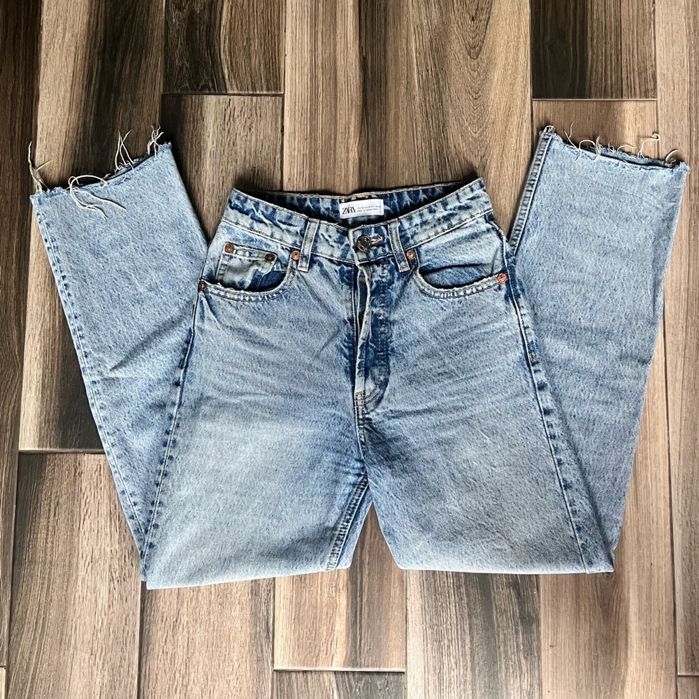 Zara Faded Blue Denim Jeans